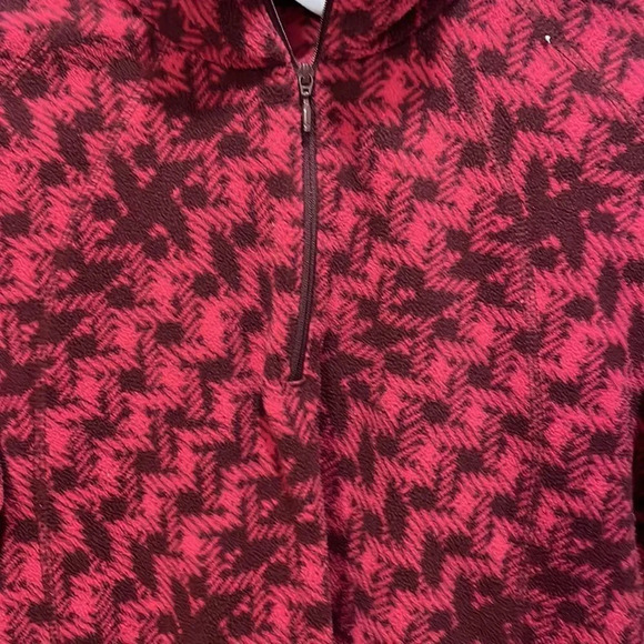 Columbia woman’s fuzzy half zip long sleeve shirt - Picture 4 of 11